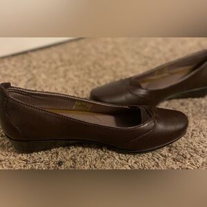 Eastland Women's Harper Slip-On Loafer, 10M